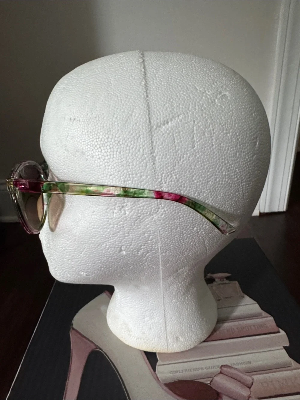 Floral Round Sunglasses - Pink Green Gradient Lenses - Picture 2 of 3